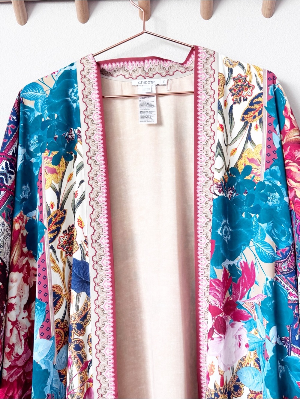 Chico's Printed Open-Front Tapestry Boho Kimono - Picture 4 of 11